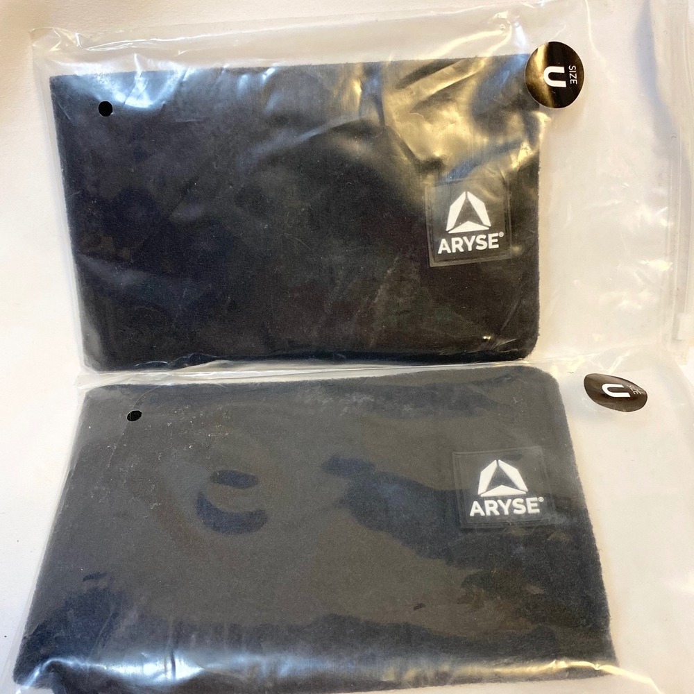Lot of 2 ARYSE ALPHA WRAP KNEE WRAP HEATING‎ COMPRESSION BLACK AY 97